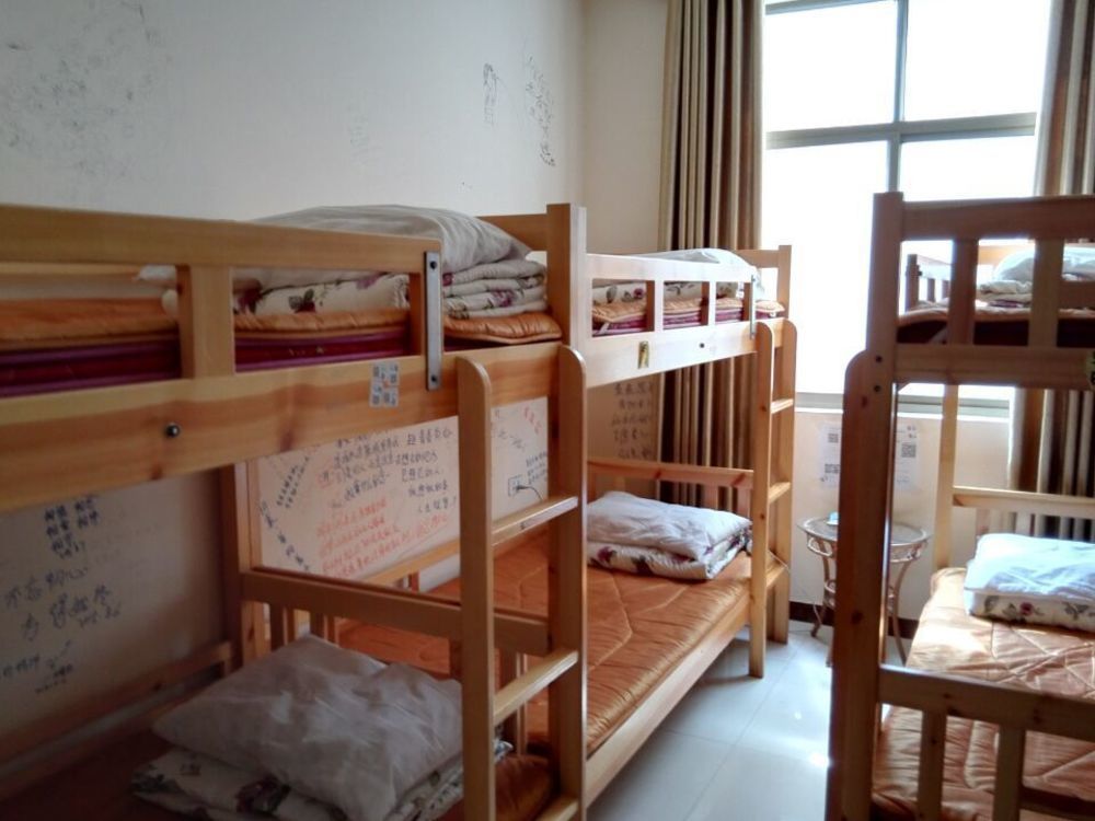 Dengfeng Climb International Youth Hostel Exterior foto